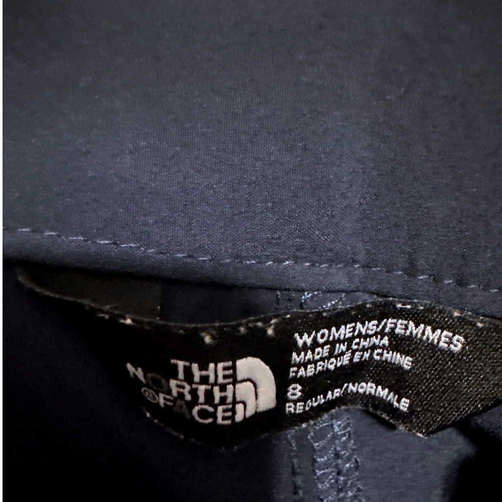 The North Face Women's Sz 8 Navy Blue Utility Paramount Convertible Hiking Pants - Picture 11 of 11